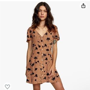 RVCA Women's Avery Woven Short Sleeve Dress